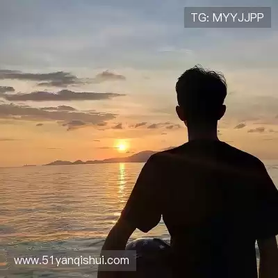 裴允盼